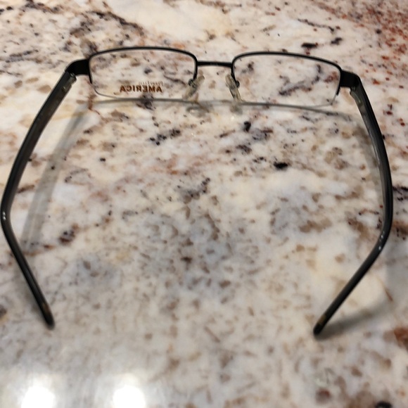 Optical frames- not readers- perry Ellis ovals main image 4